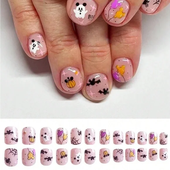 24 Short Square Nails, NIB - Picture 2 of 5